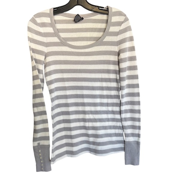 Vanity Tops - Vanity Y2K Thermal Top Grey White Striped Button Cuff Scoop Neck Womens M